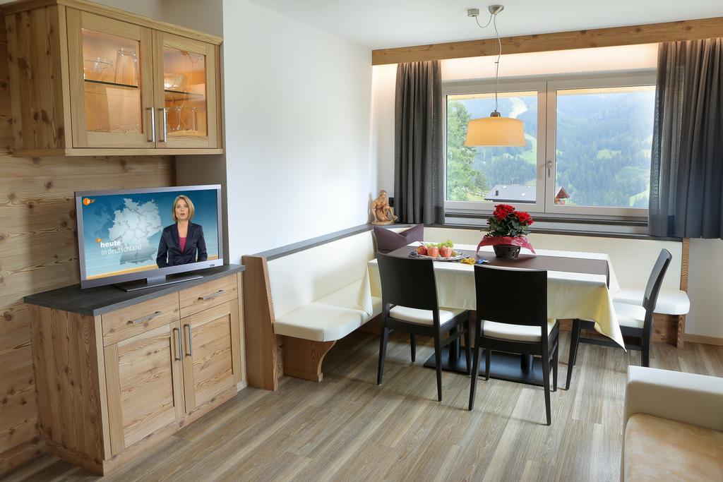 Apartments La Mana Santa Cristina Val Gardena Экстерьер фото